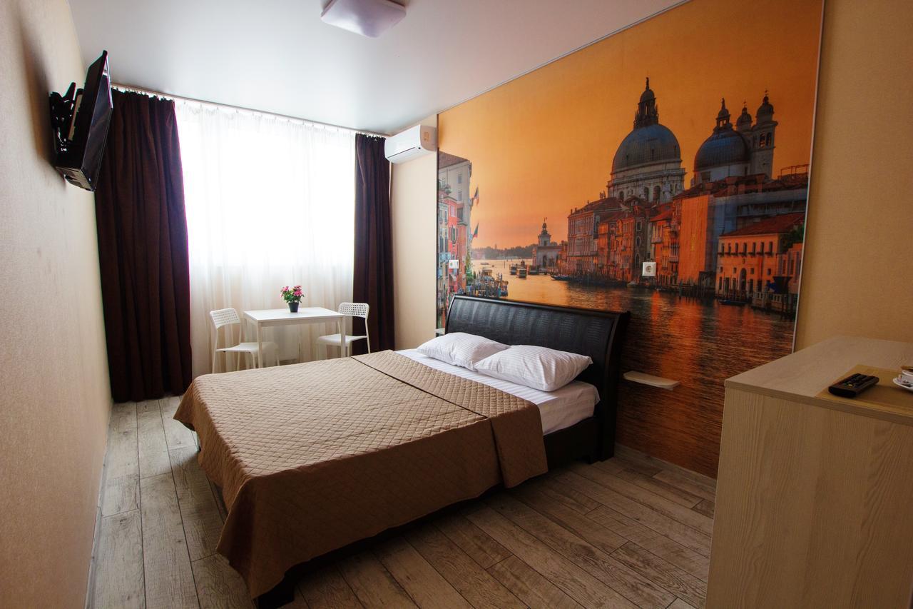 East Residence White Kiev Extérieur photo